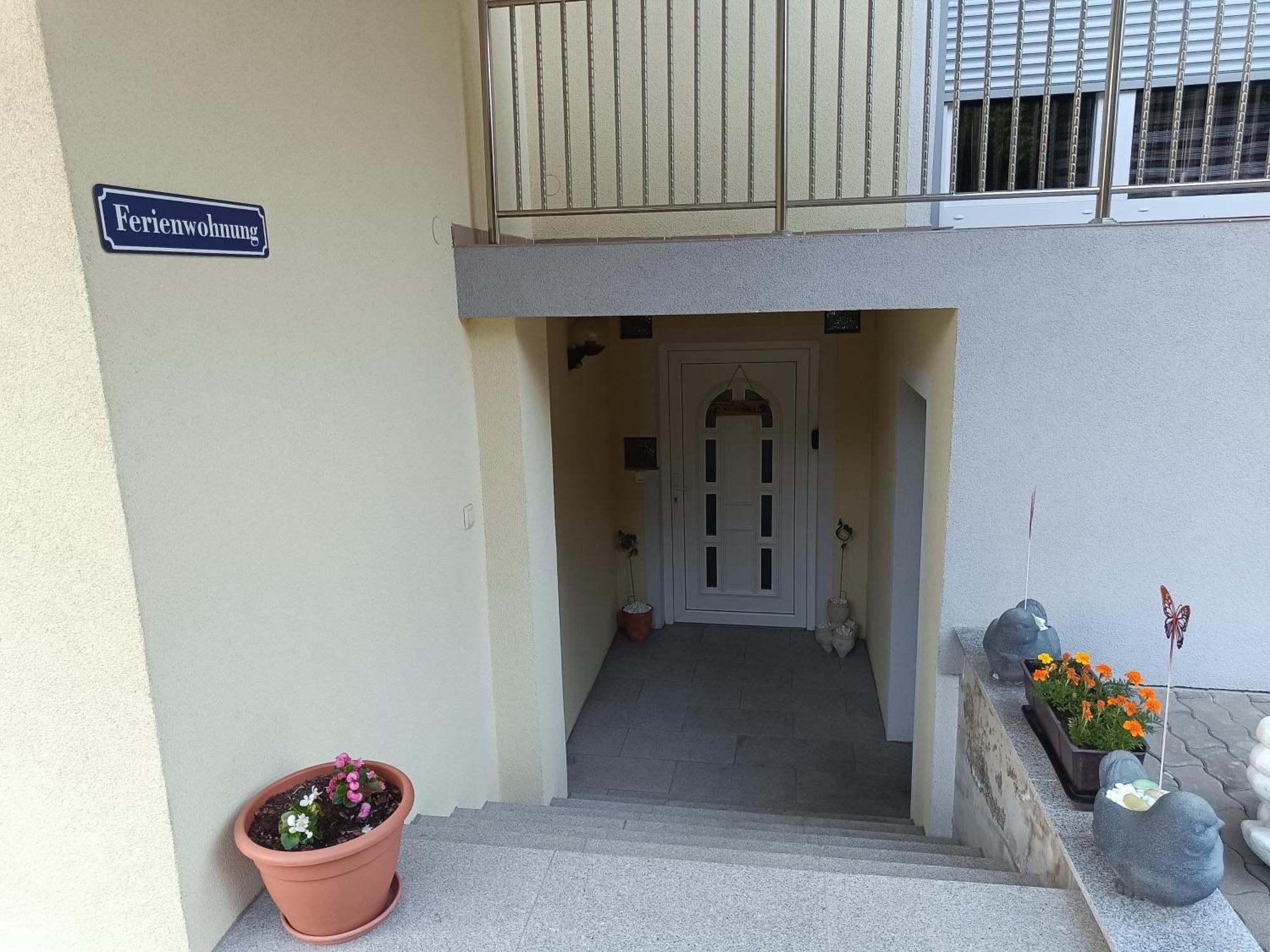 Ella Ferienwohnung Arnoldstein Εξωτερικό φωτογραφία